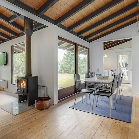 Elja - 600m From The Sea By Interhome Feriehus